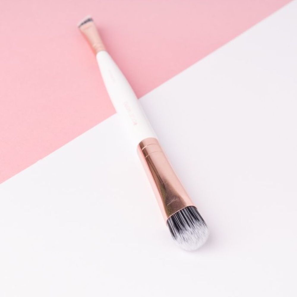 5/$25💜 Brushworks Double Ended Eye Brush - Picture 4 of 13